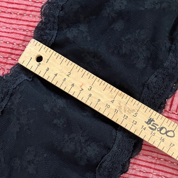 Rose + Vine Ardene teen/ women’s large Black Lace bralette (soft /no underwire ) - Picture 10 of 10
